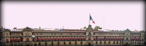 Palacio Nacional (siglo XIX) en la plaza de la Constitución.