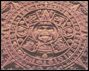 Piedra del Sol con el dios Tonatiuh y el pictograma de los días del Calendario Azteca